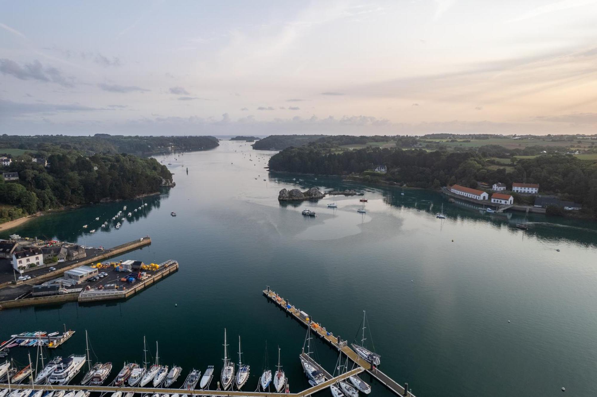 Gîte de la Marina dans la presqu'île de Lézardrieux Exterior foto